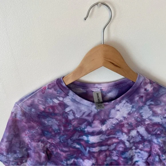 Tie dye/ice dye T-shirt - Picture 3 of 3